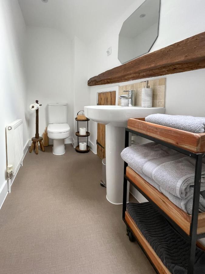 Immaculate Barn Annexe Close To Stansted Airport グレート・ダンモウ エクステリア 写真